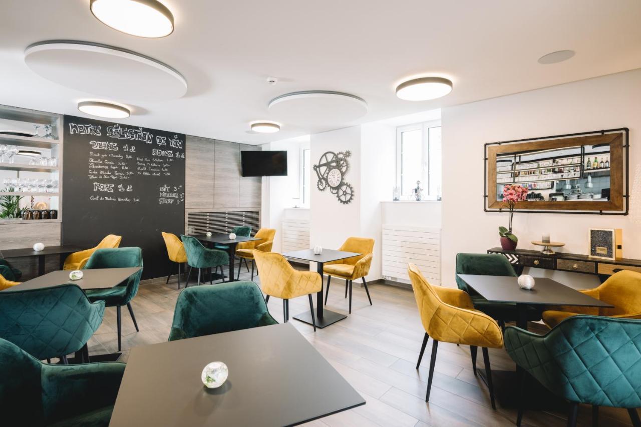 Hotel-Restaurant La Croix D'Or Ballaigues Екстериор снимка